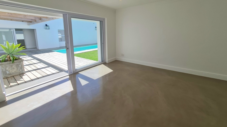 5 Bedroom Property for Sale in Cutty Sark Western Cape